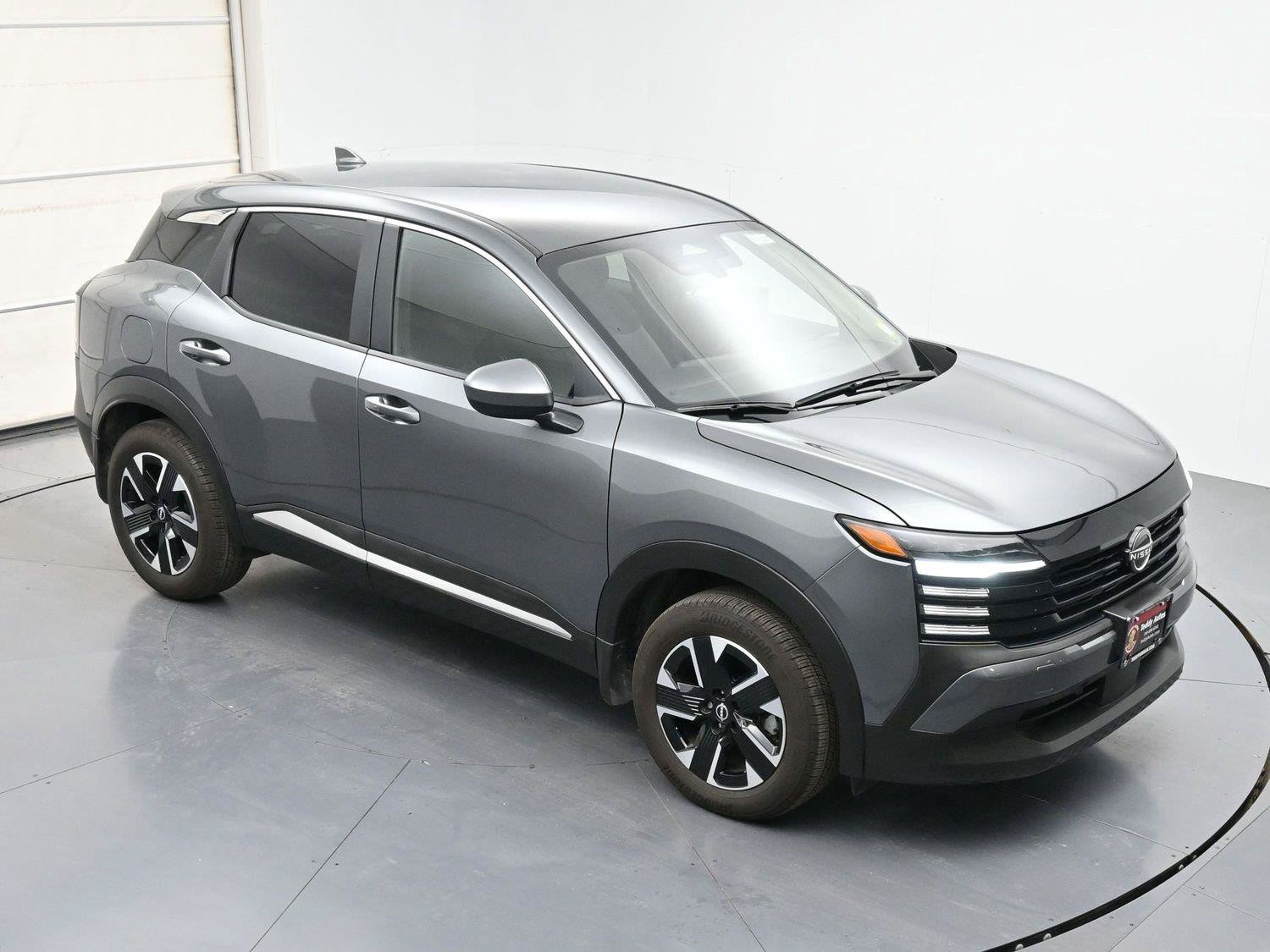 Certified 2025 Nissan Kicks SV AWD/4WD image 32