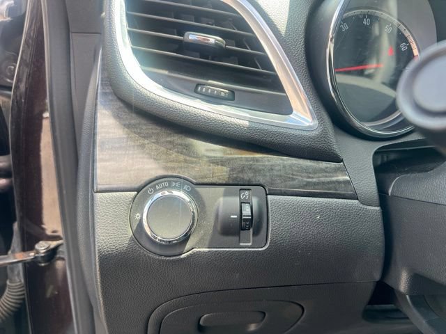Used 2015 Buick Encore FWD image 21