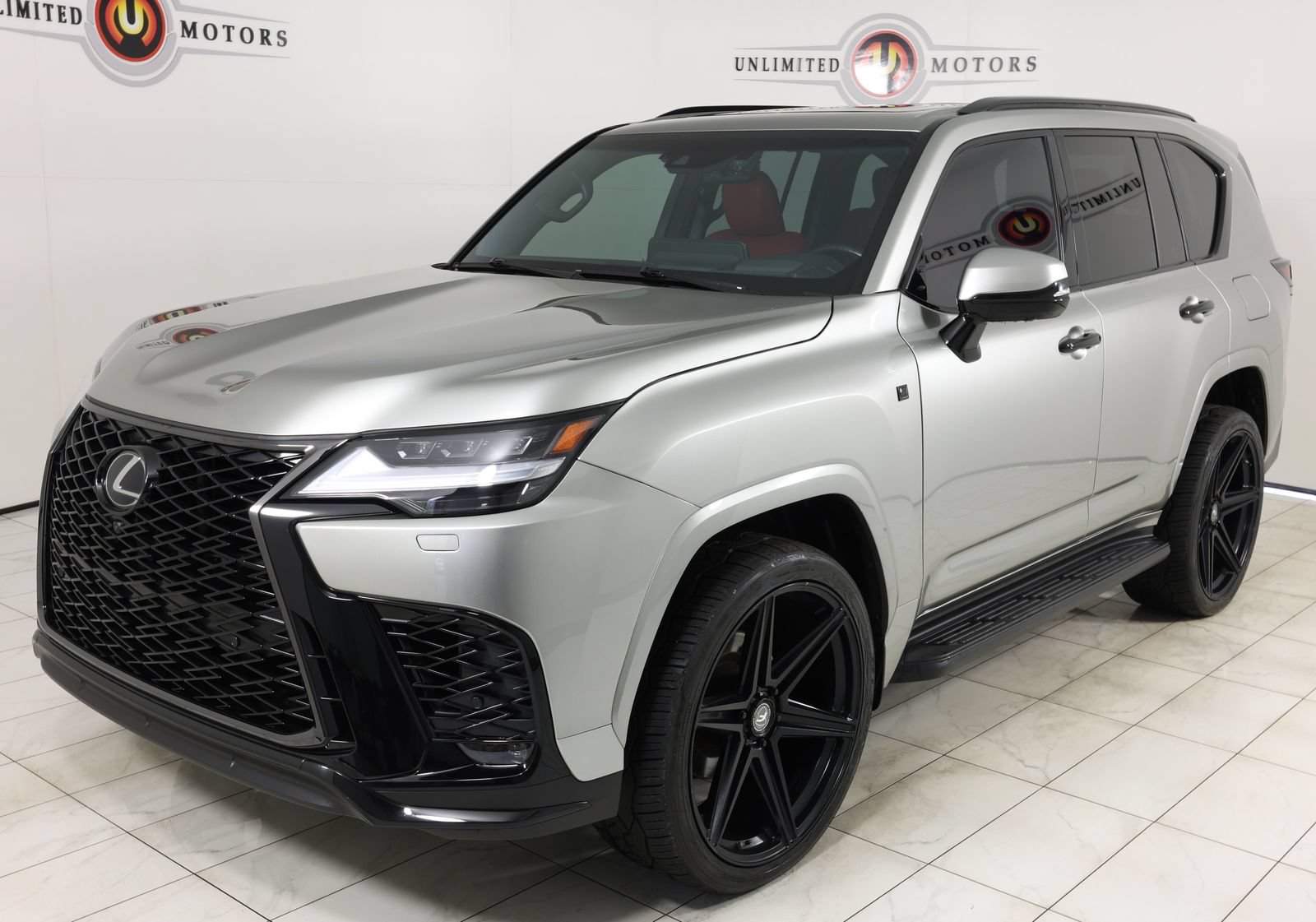 Used 2023 Lexus LX 600 F Sport w/ Accessory Package (Z1) AWD/4WD image 6