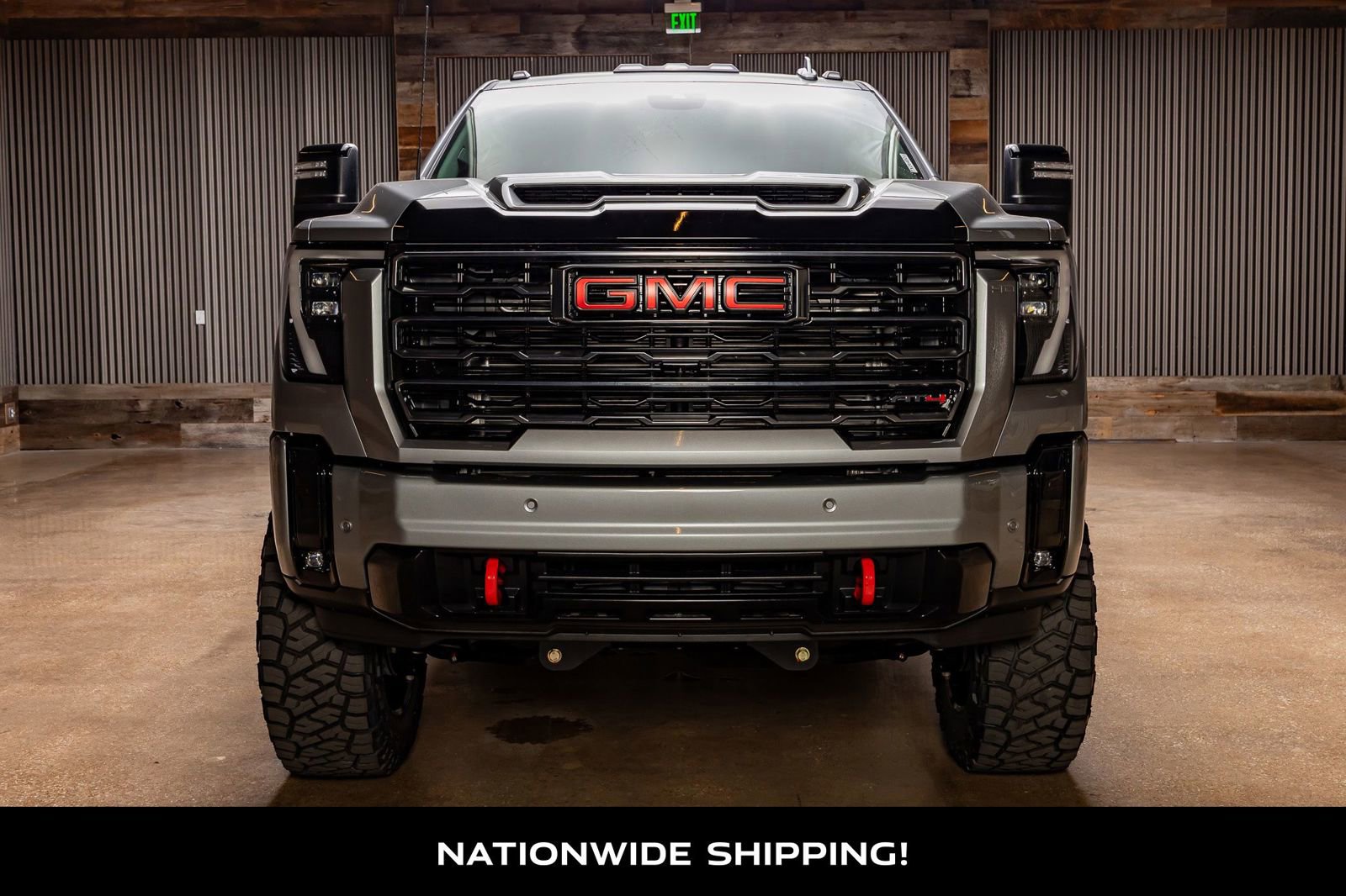 Used 2025 GMC Sierra 2500 AT4 w/ AT4 Premium Plus Package image 4