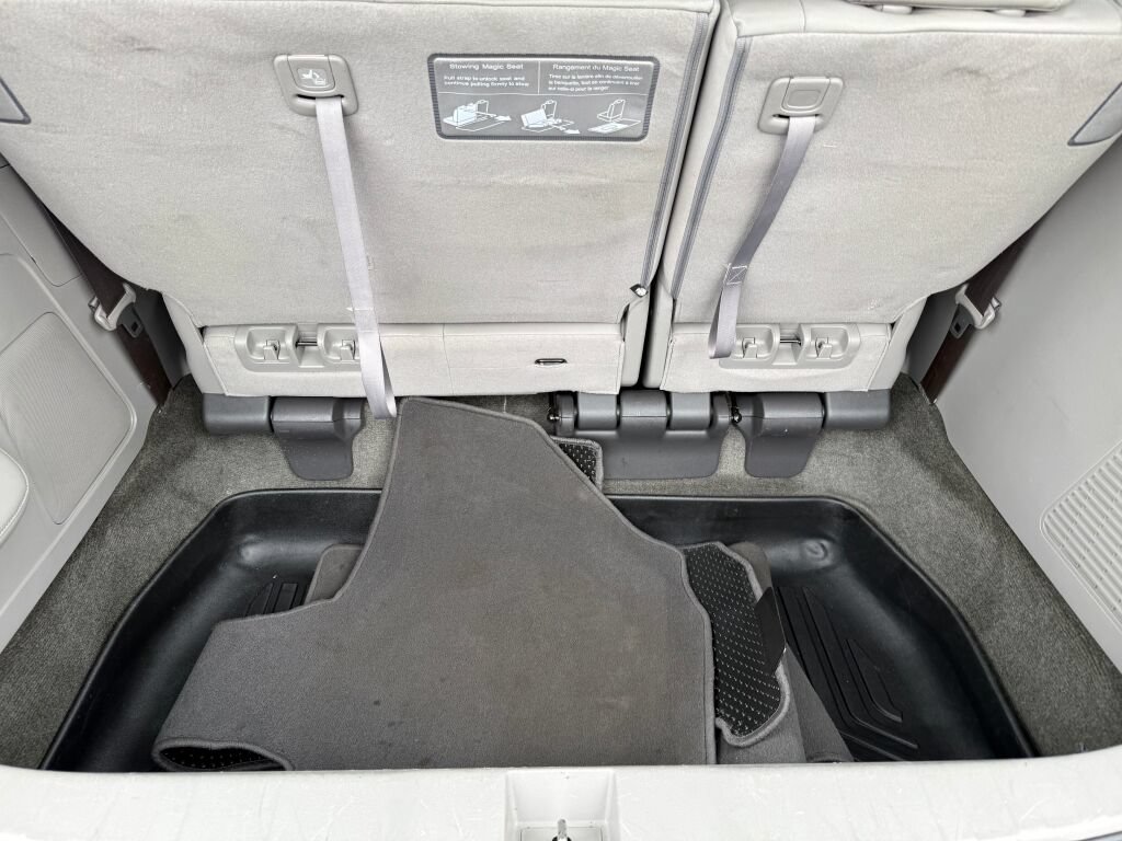 Used 2016 Honda Odyssey EX-L image 34