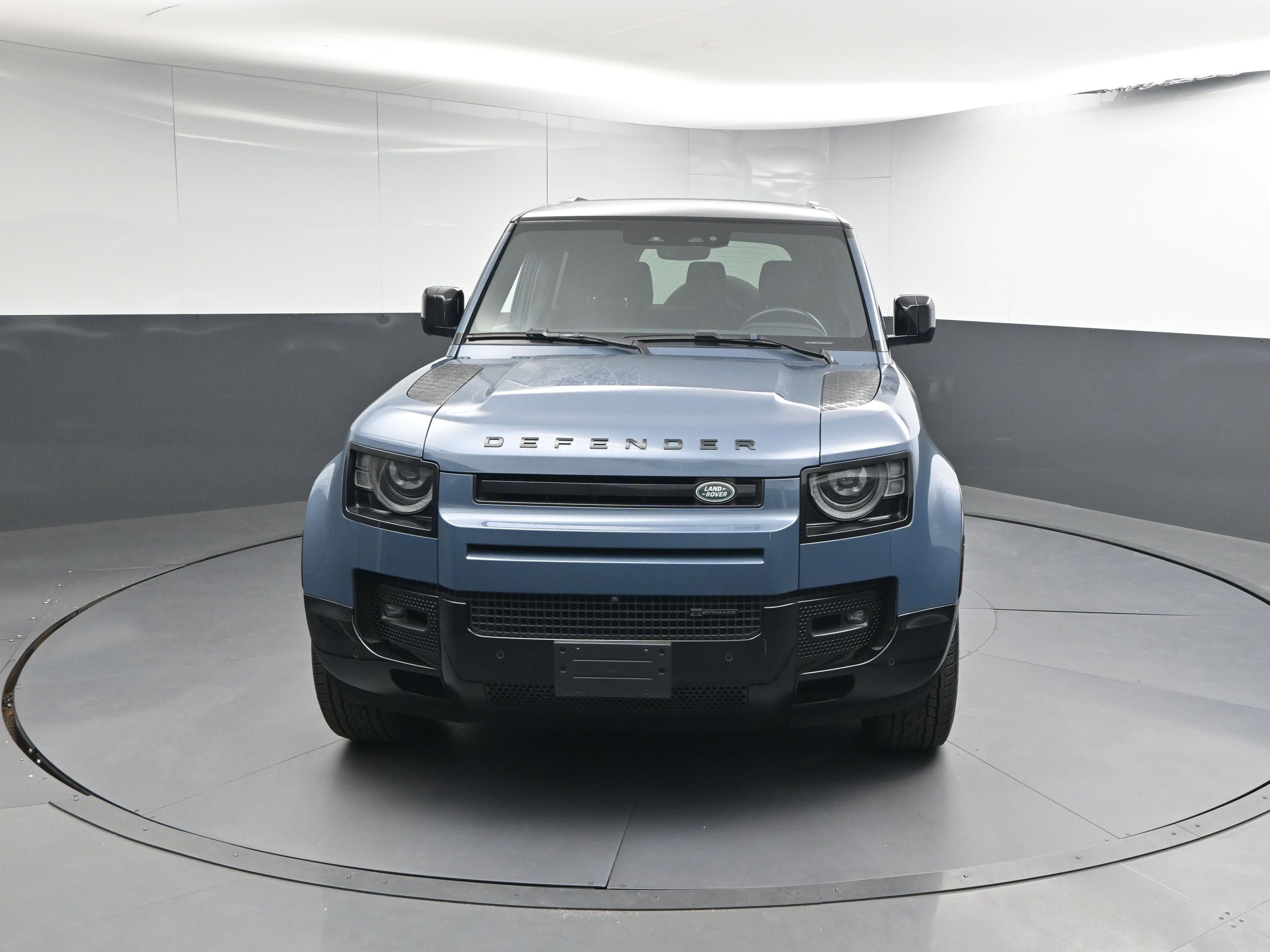 Certified 2023 Land Rover Defender 110 X-Dynamic SE image 28