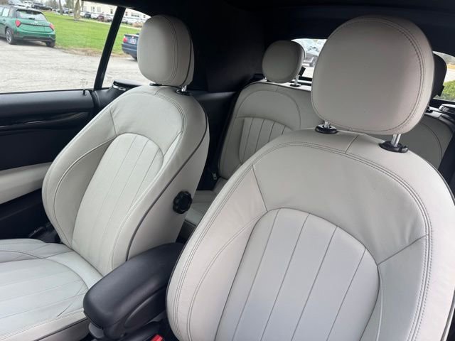 Used 2019 MINI Cooper S image 17