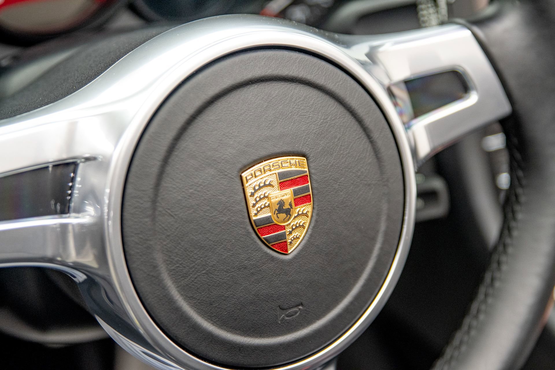 Used 2015 Porsche 911 Carrera 4 GTS image 21