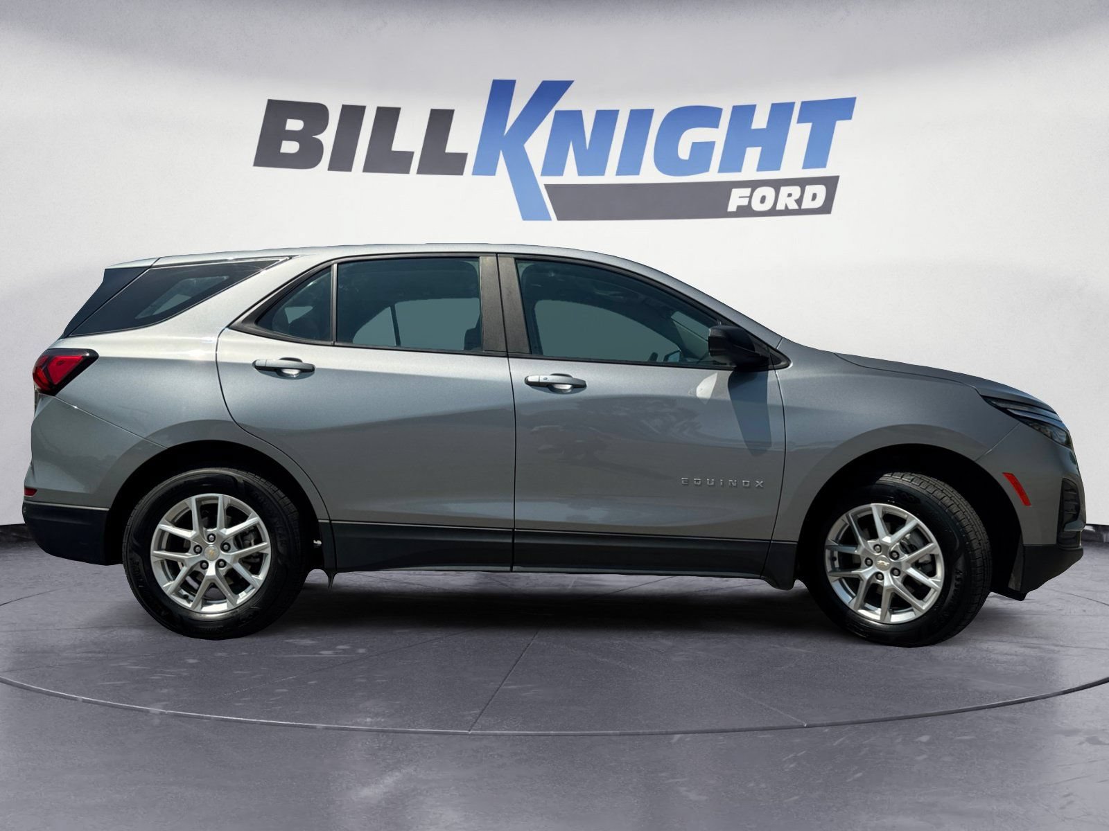 Used 2024 Chevrolet Equinox LS w/ Driver Confidence II Package FWD image 6