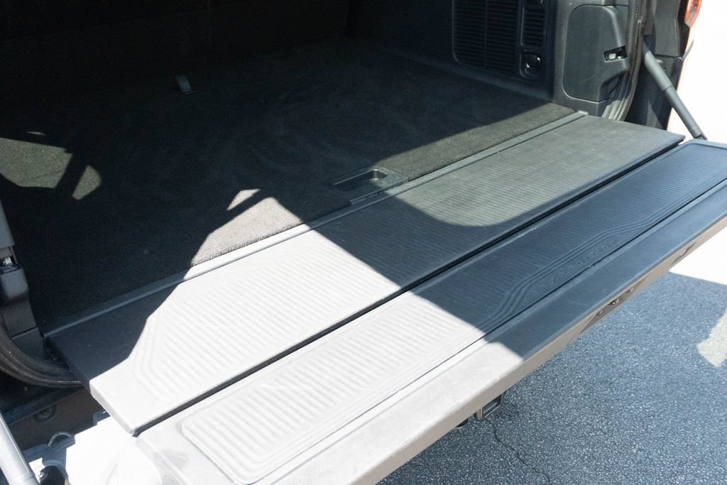 Used 2025 Ford Expedition Max Active RWD image 17
