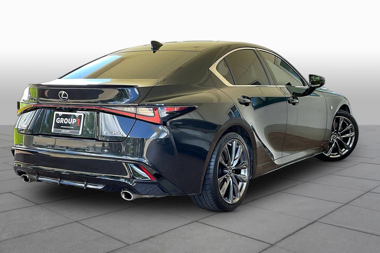 Used 2021 Lexus IS 350 F Sport RWD image 12