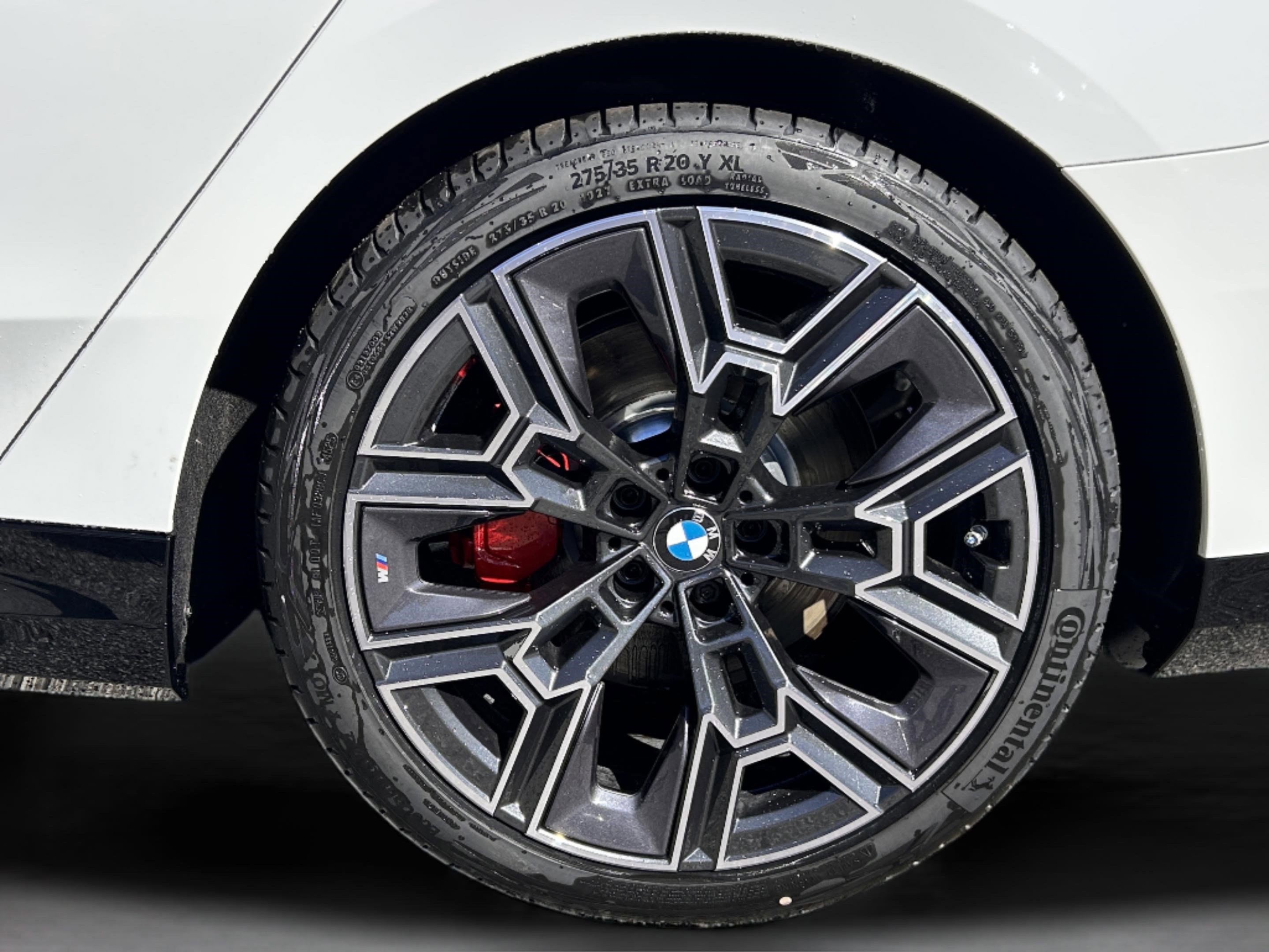 Used 2026 BMW i5 eDrive40 w/ M Sport Package image 10