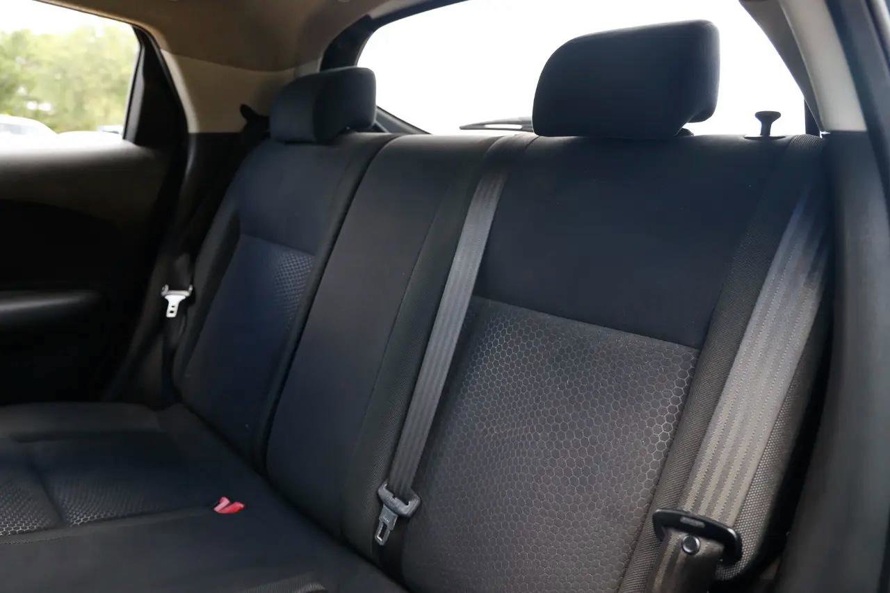 Used 2013 Nissan Juke SV FWD image 8