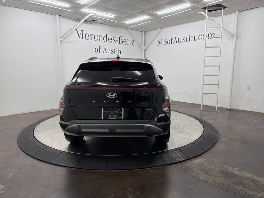 Used 2024 Hyundai Kona Limited image 6