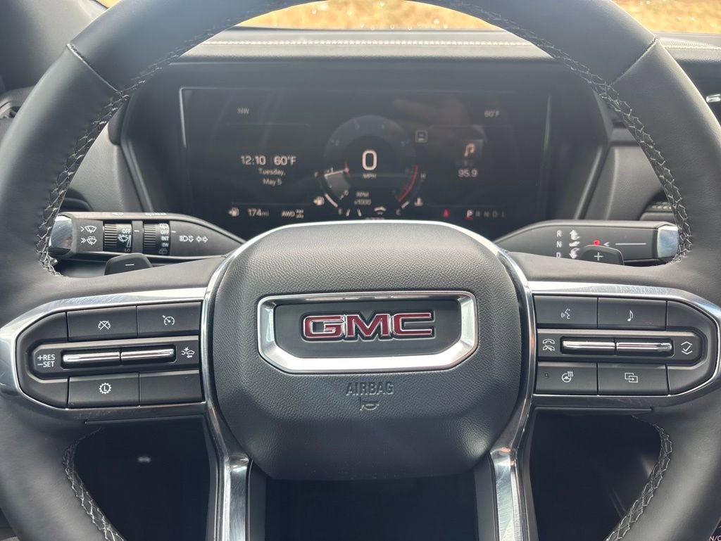 Used 2025 GMC Terrain Elevation w/ Elevation Premium Package AWD/4WD image 22