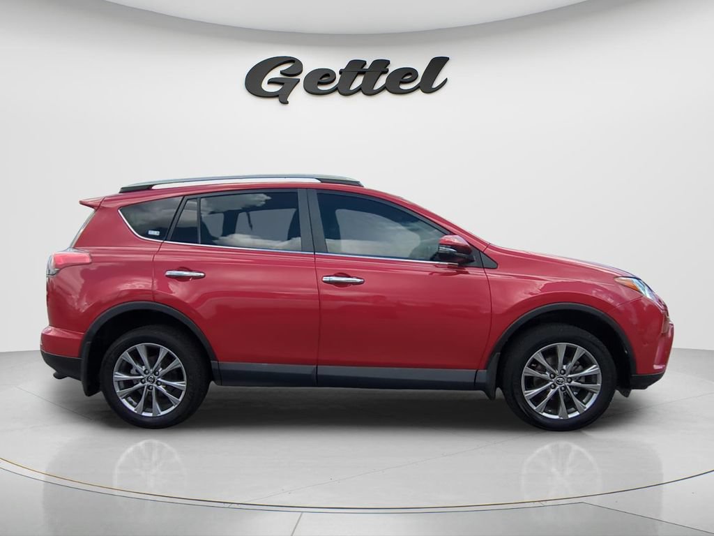 Used 2017 Toyota RAV4 Limited FWD image 4