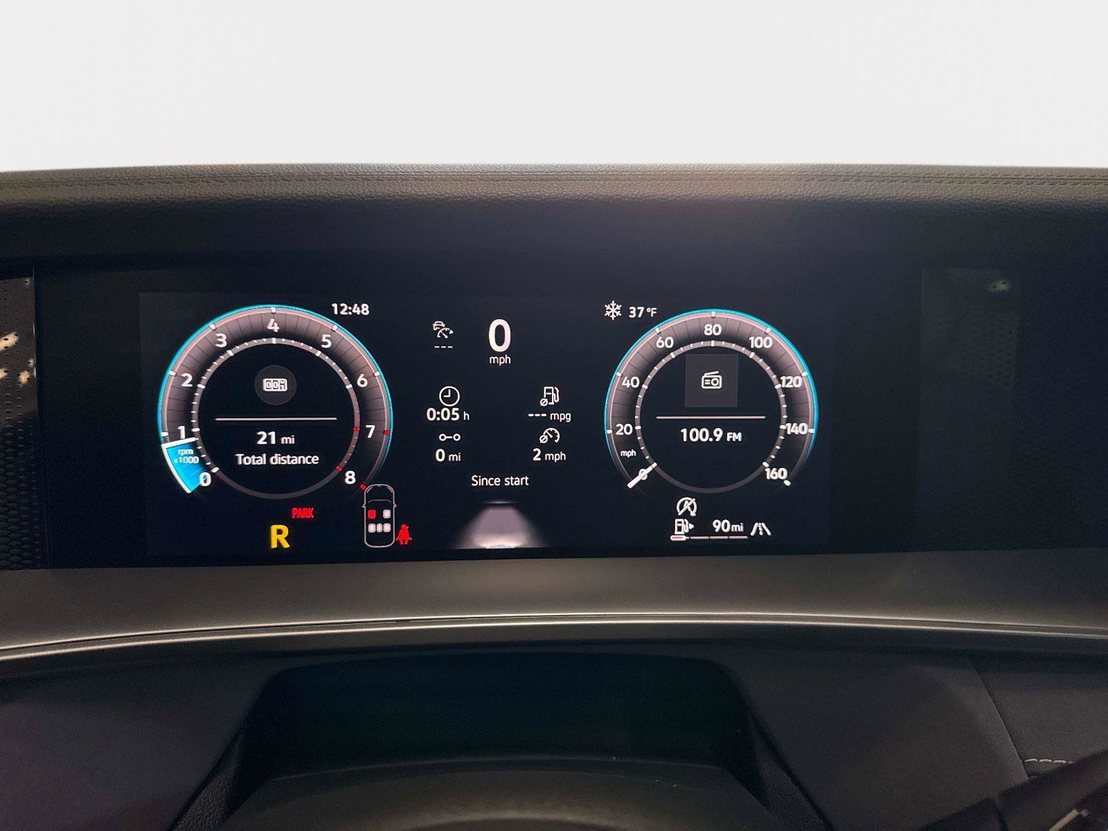 New 2026 Volkswagen Tiguan SE image 30