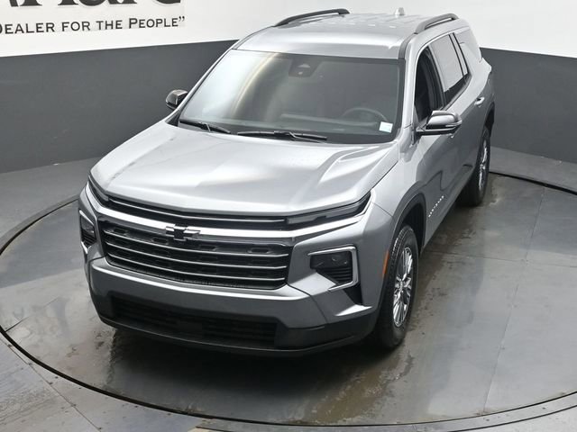 New 2026 Chevrolet Traverse LT w/ Driver Confidence Package AWD/4WD image 25