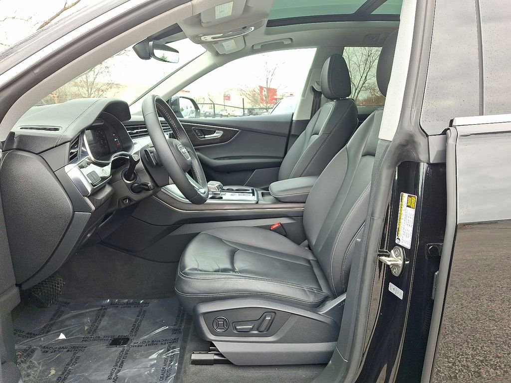 Certified 2023 Audi Q8 Premium image 14