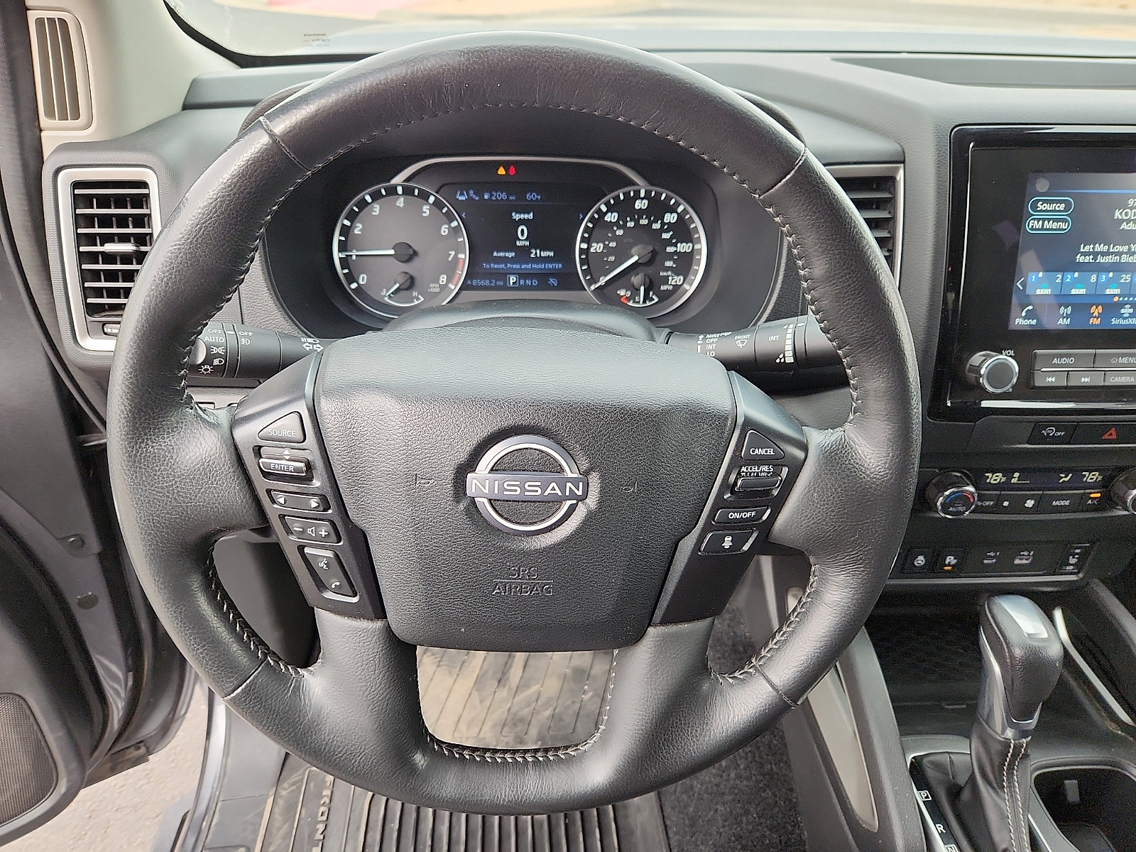 Used 2024 Nissan Frontier SV w/ SV Convenience Package image 16