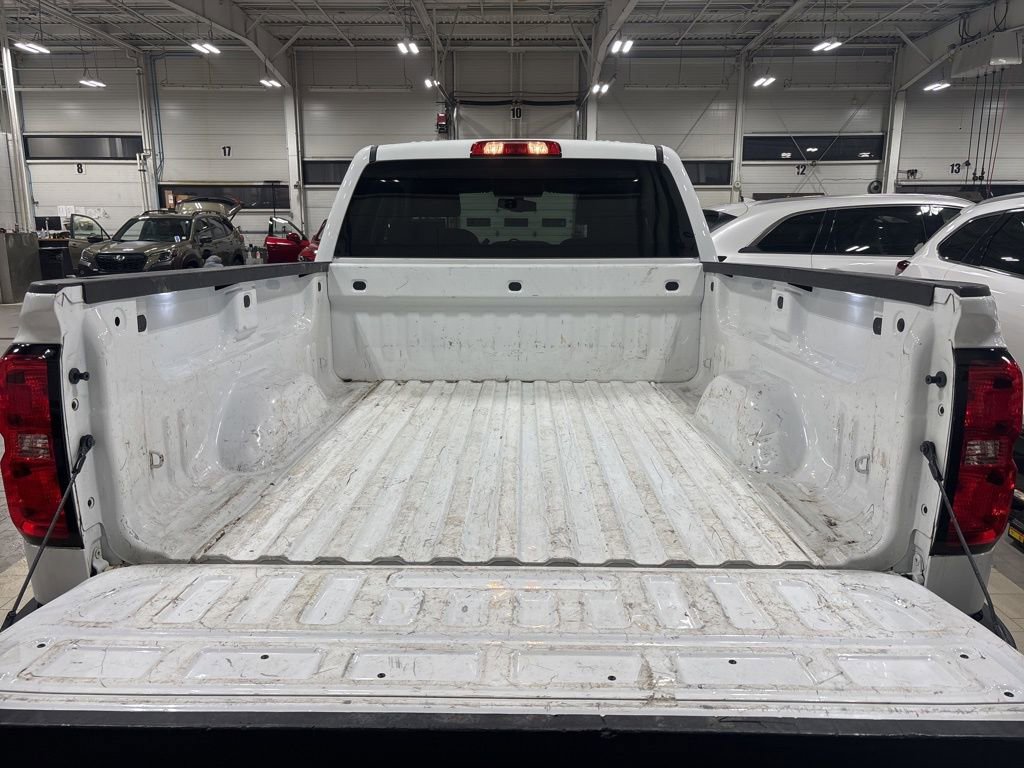 Used 2018 Chevrolet Silverado 1500 LT w/ All Star Edition image 15