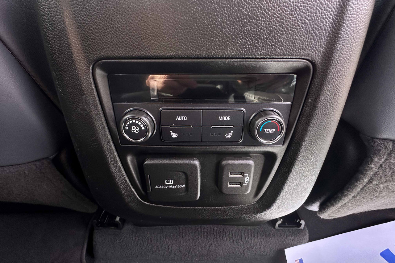 Used 2024 Buick Enclave Premium image 26