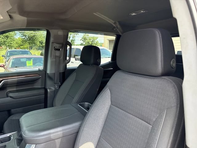 Used 2024 Chevrolet Silverado 1500 LT AWD/4WD image 9