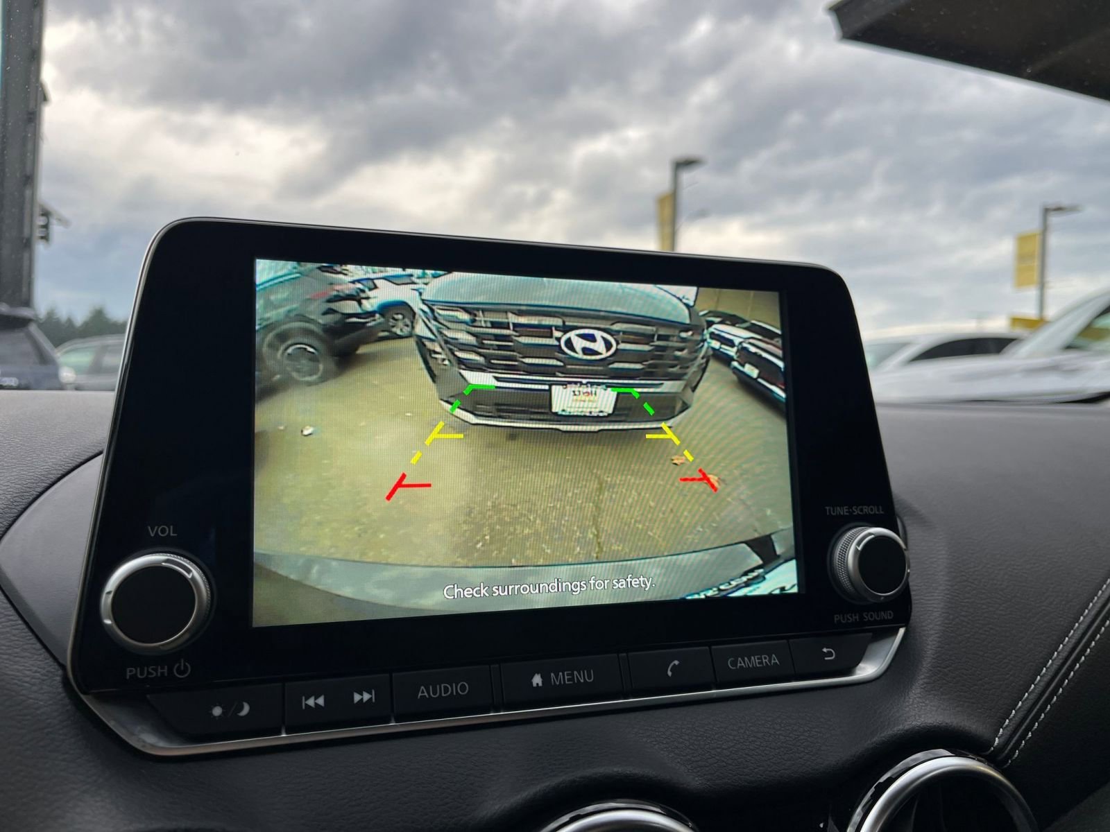 Used 2023 Nissan Sentra SV image 24