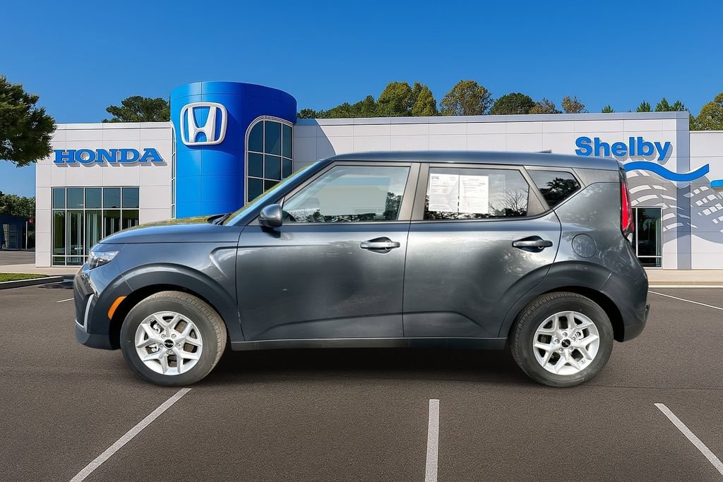 Used 2025 Kia Soul S image 5