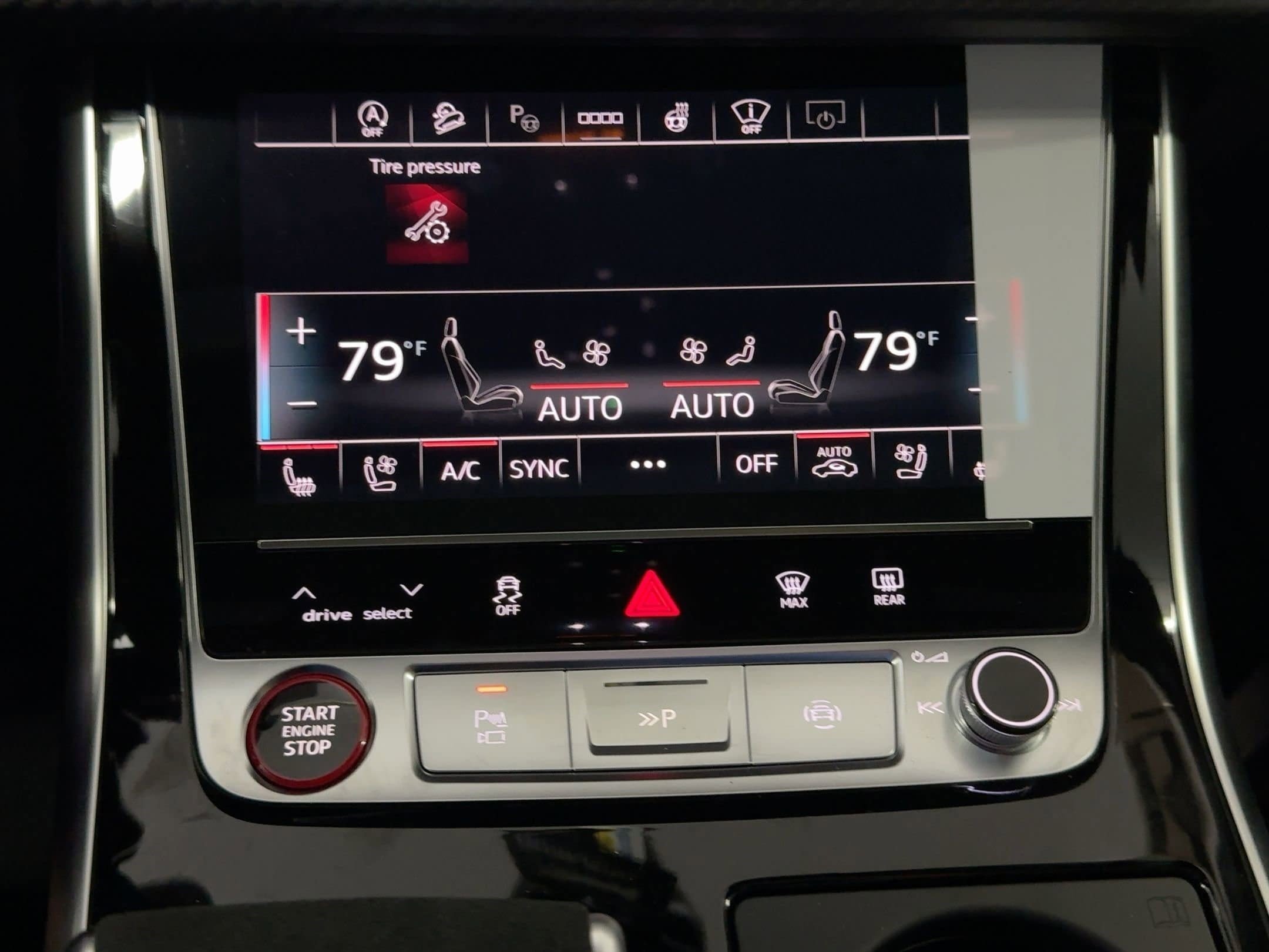 New 2026 Audi RS Q8 performance image 25