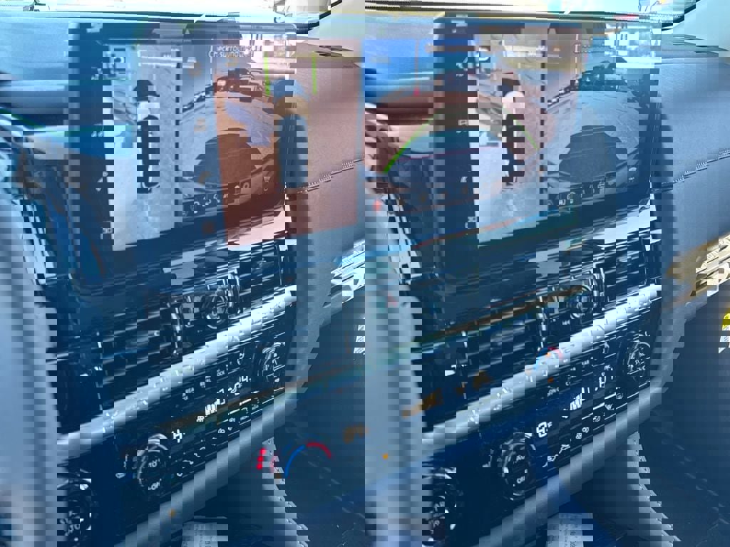 New 2026 Nissan Pathfinder SL image 19