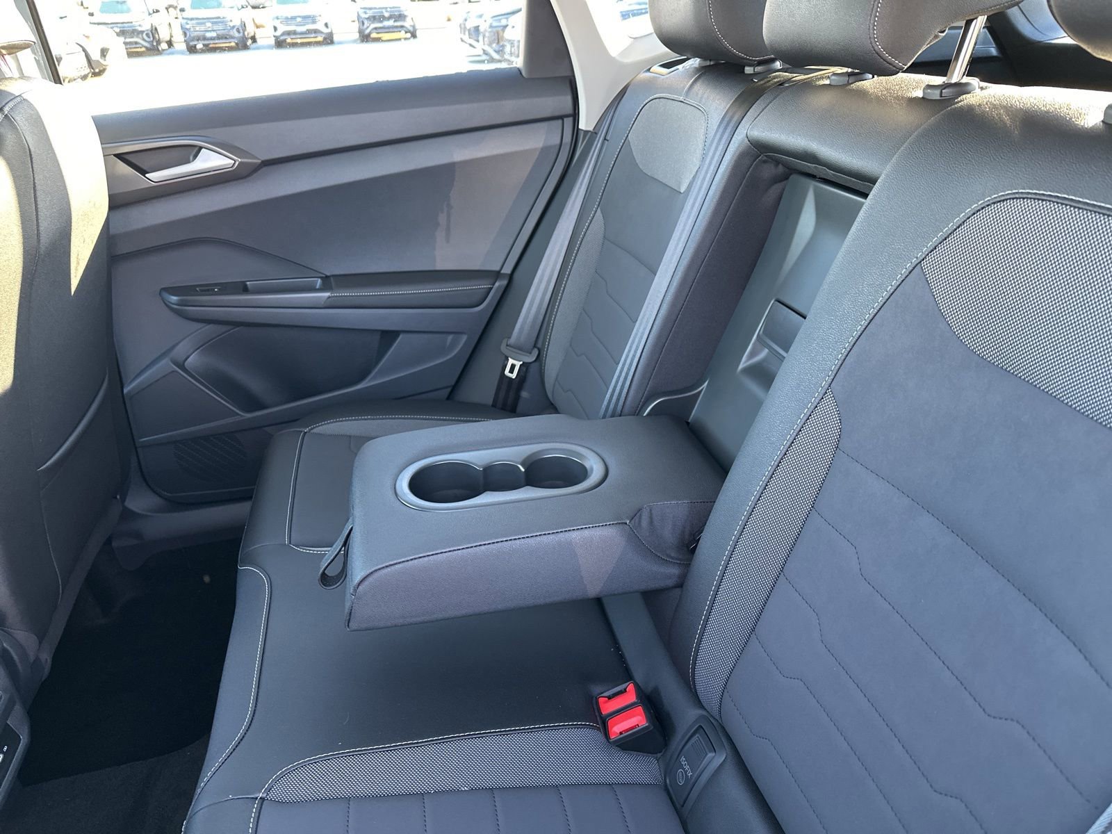 New 2026 Volkswagen Taos SE image 25