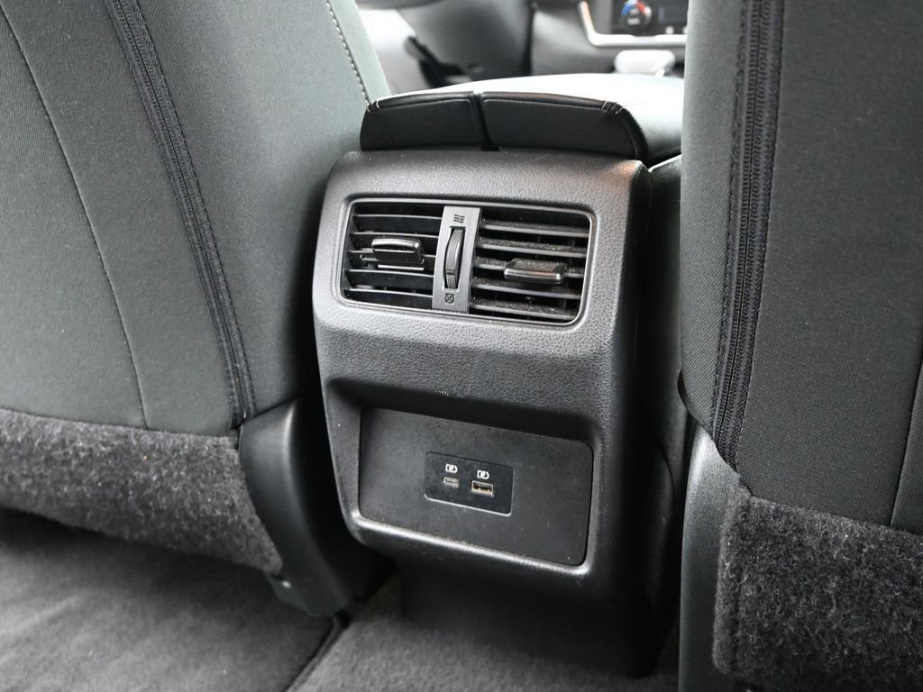 Used 2023 Nissan Rogue SV image 25