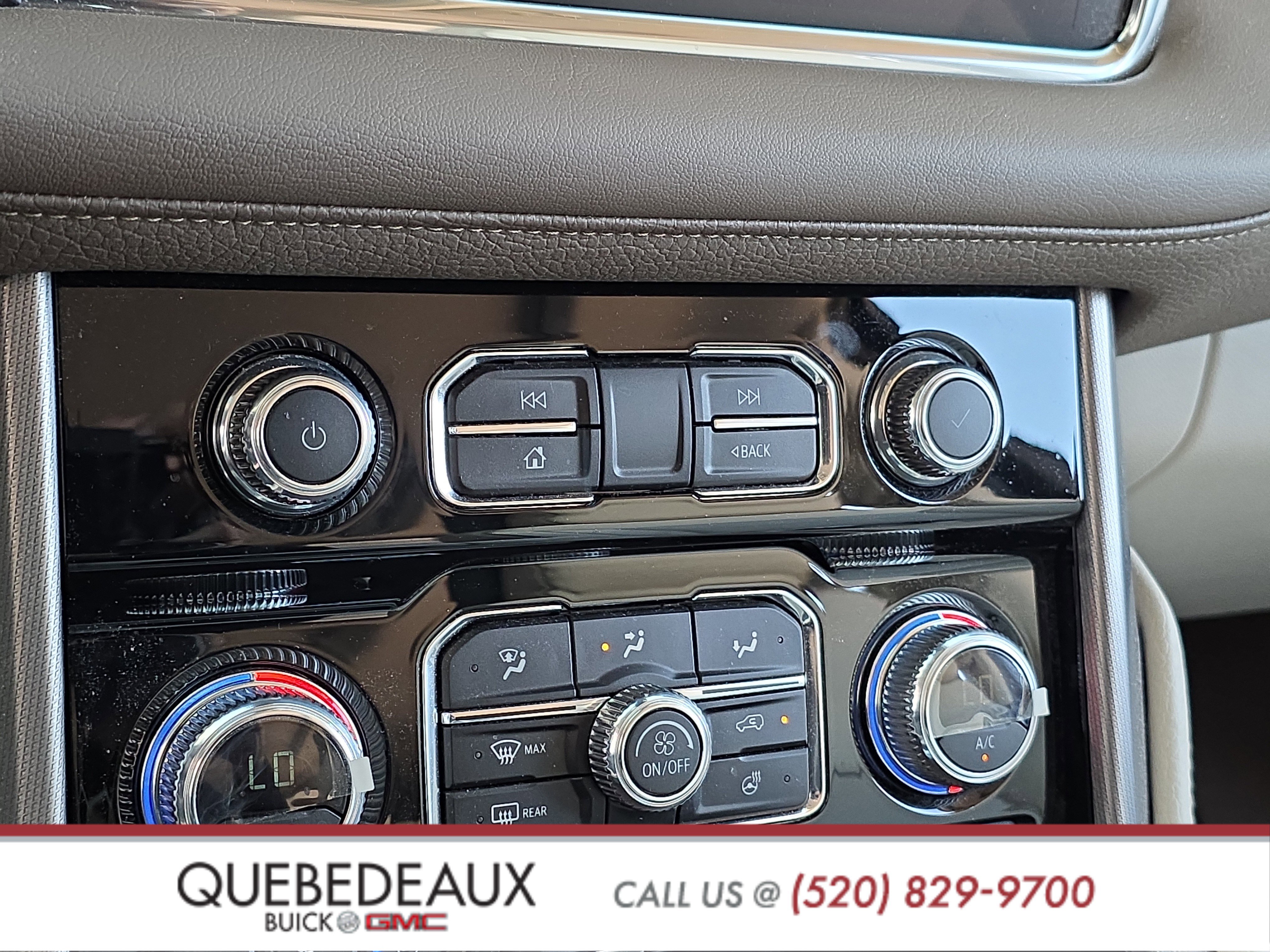 Used 2024 GMC Yukon Denali w/ Denali Reserve Package image 26