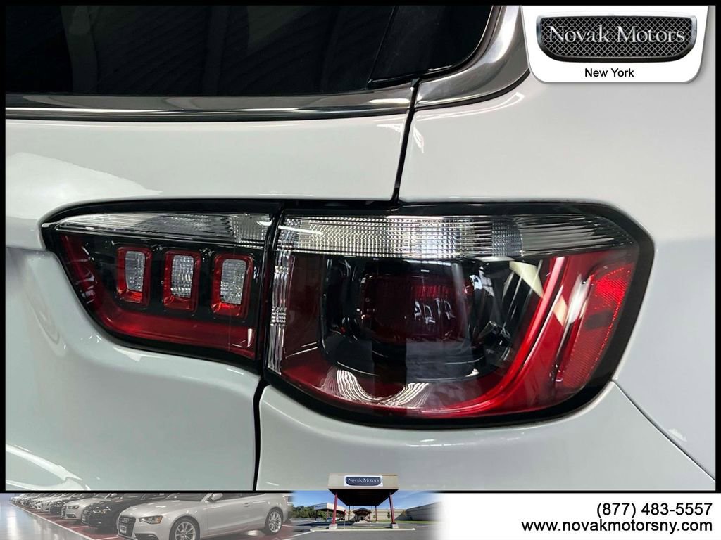 Used 2022 Jeep Compass Latitude image 11