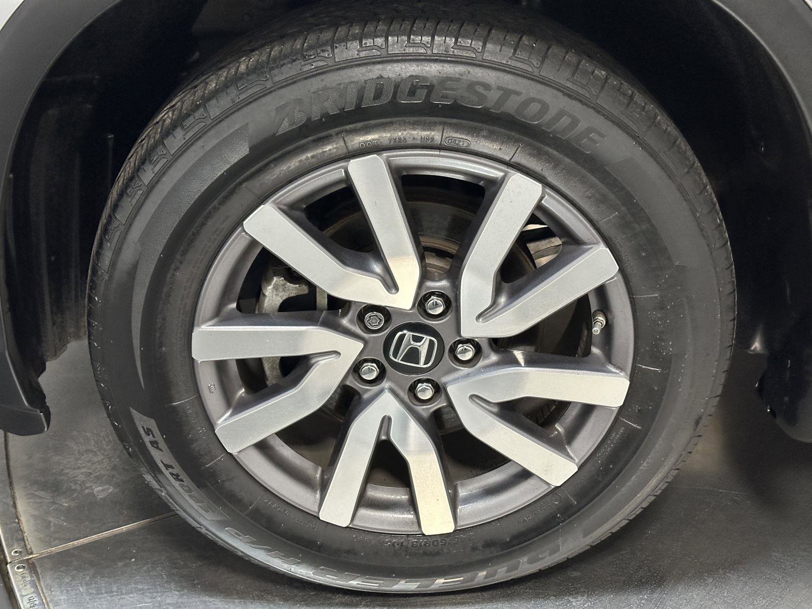 Used 2021 Honda Pilot EX image 18