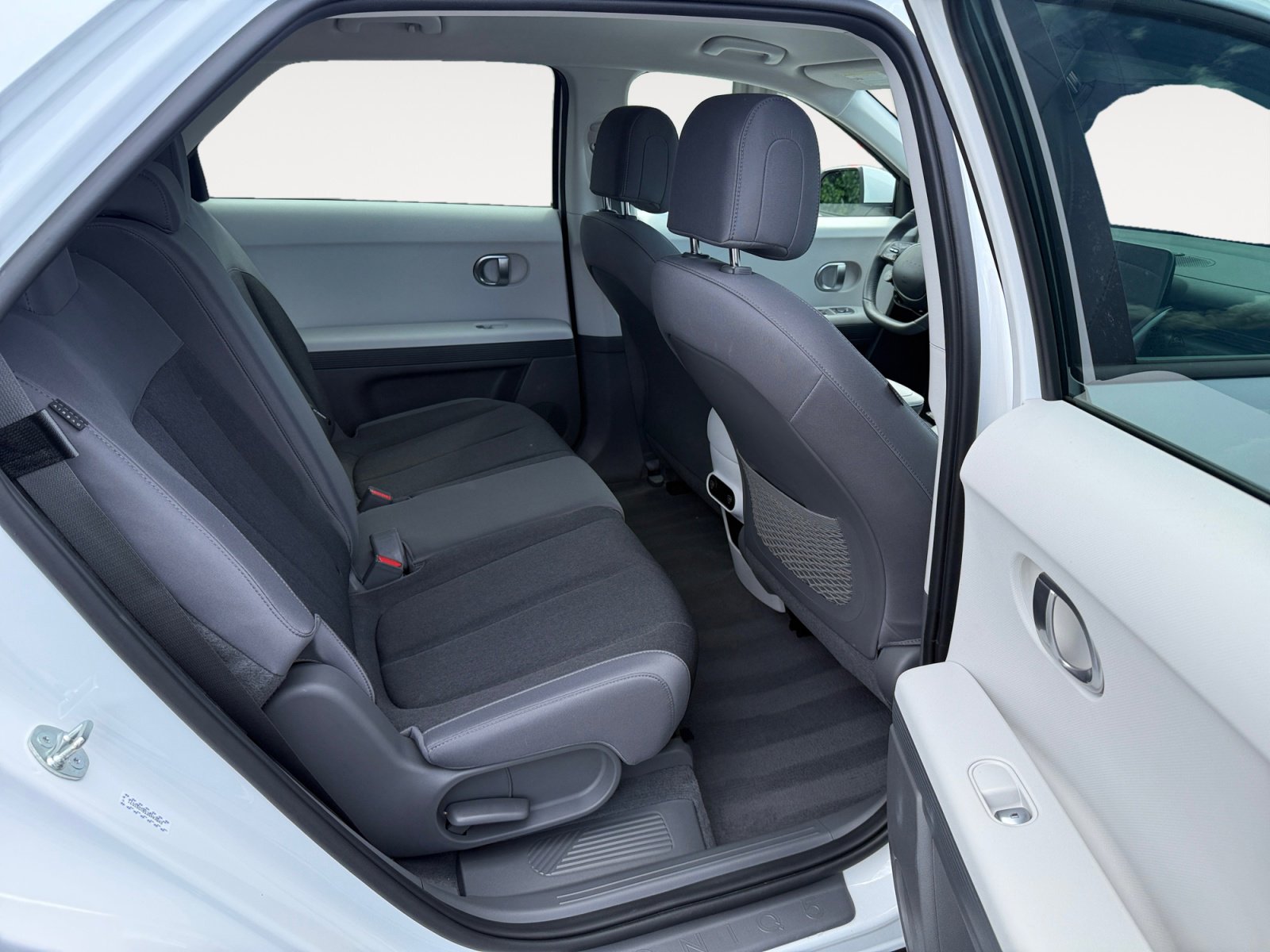 Certified 2024 Hyundai Ioniq 5 SEL image 18