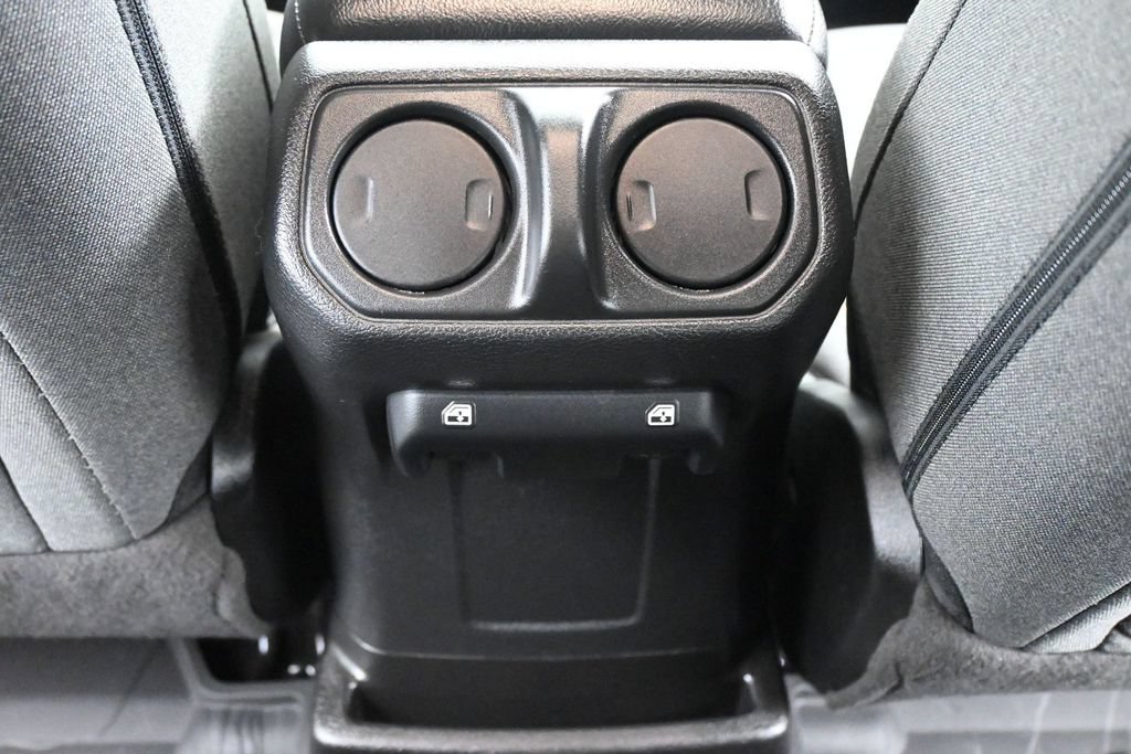 Used 2024 Jeep Wrangler Unlimited AWD/4WD image 20