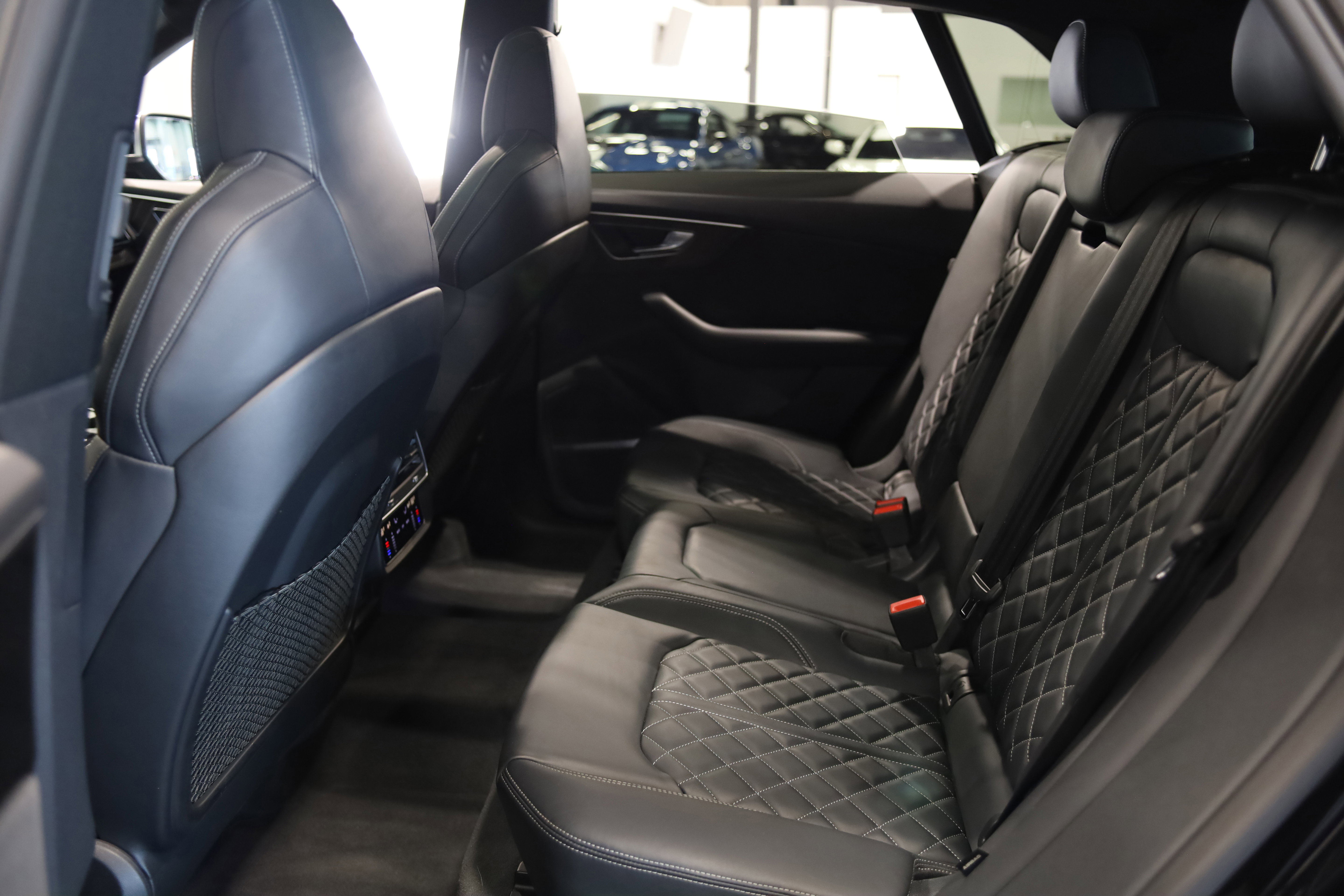 Used 2022 Audi SQ8 Premium Plus image 36