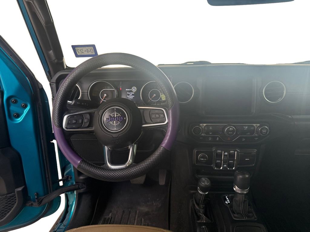 Used 2019 Jeep Wrangler Unlimited Sahara AWD/4WD image 10