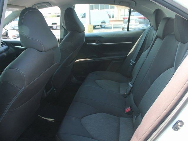 Used 2021 Toyota Camry LE image 12