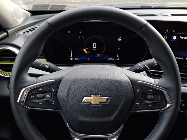 Used 2025 Chevrolet Trax LT w/ Driver Confidence Package image 18