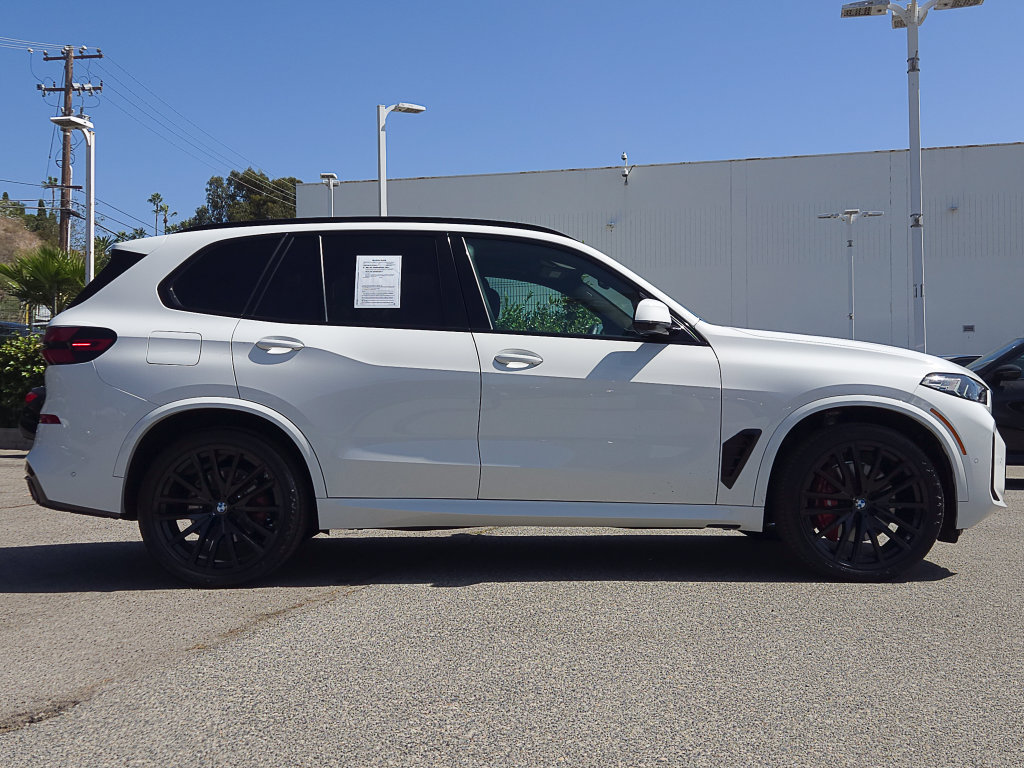 Used 2024 BMW X5 sDrive40i w/ M Sport Package RWD image 6
