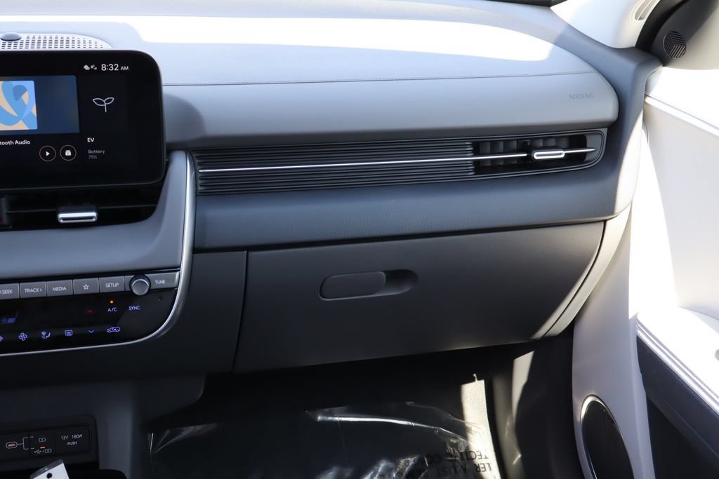 Used 2025 Hyundai Ioniq 5 Limited RWD image 32