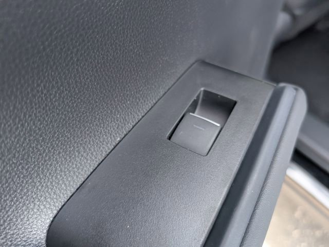 New 2026 Toyota Highlander Platinum image 11