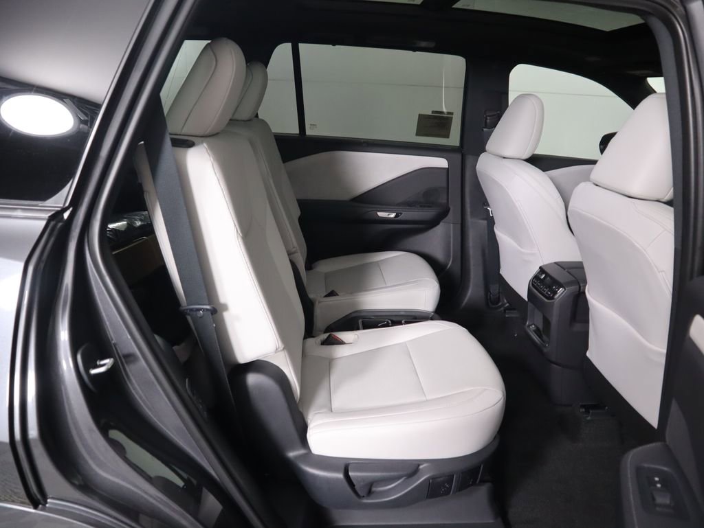 New 2026 Lexus TX 350 AWD image 23