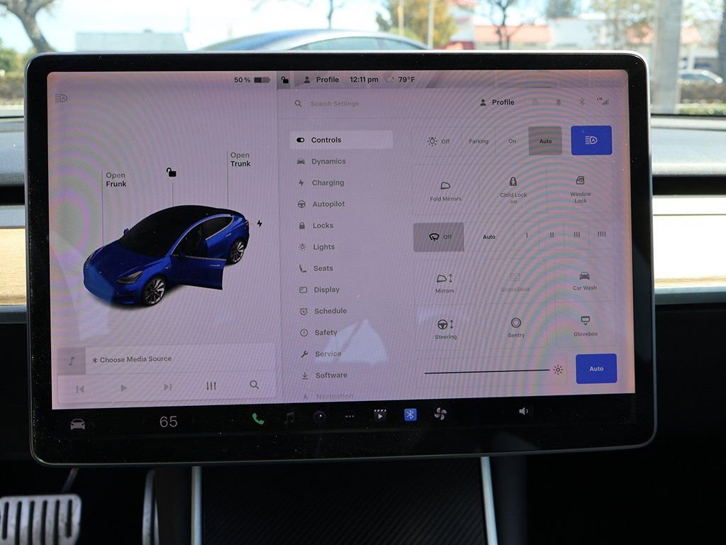 Used 2018 Tesla Model 3 Performance image 43
