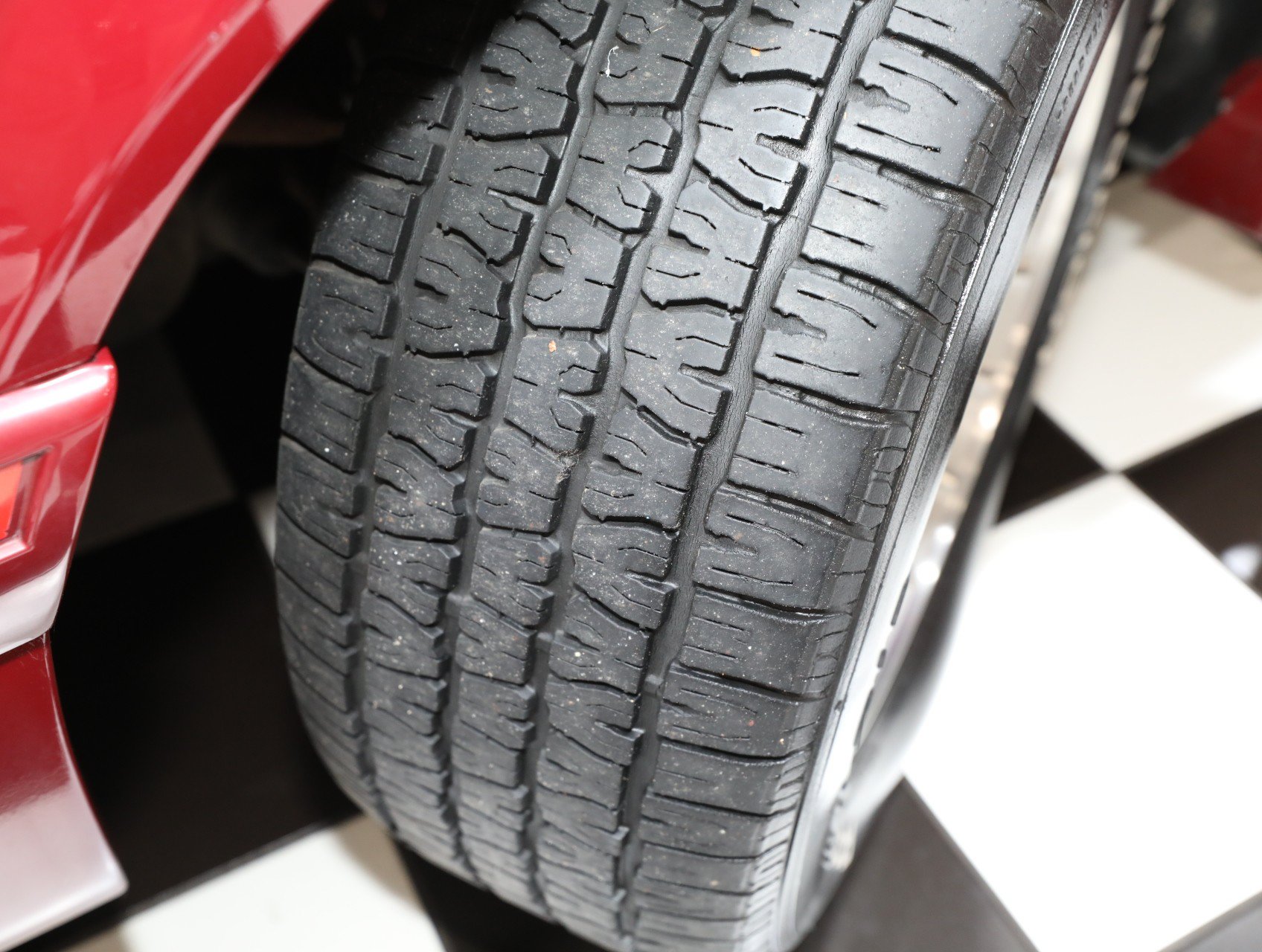 Used 1987 Ford Mustang GT RWD image 70