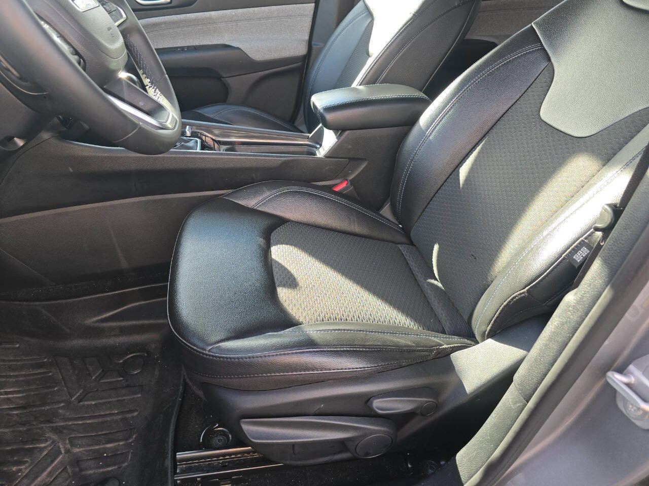 Used 2022 Jeep Compass Latitude image 24