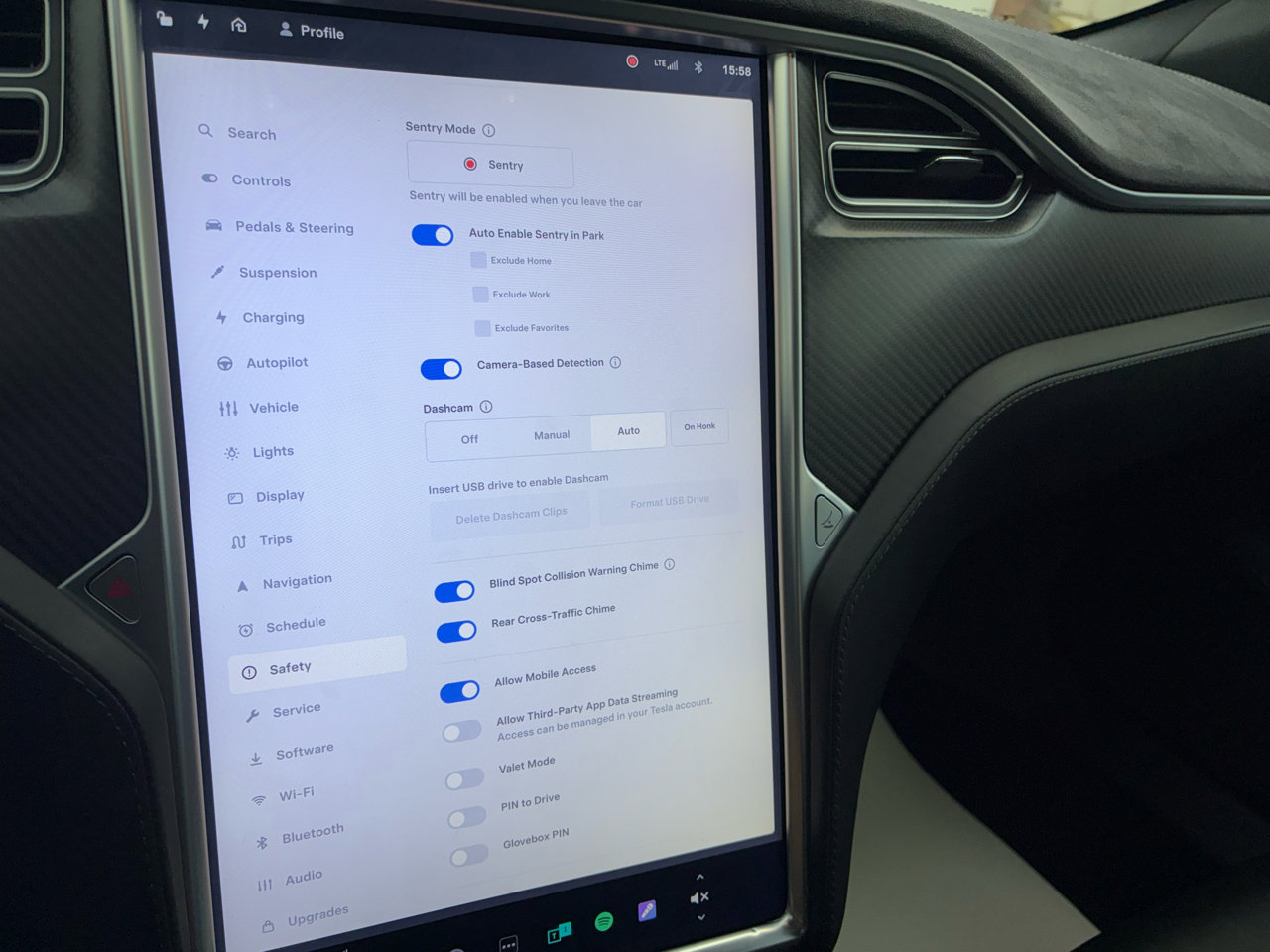 Used 2016 Tesla Model S 75D image 35