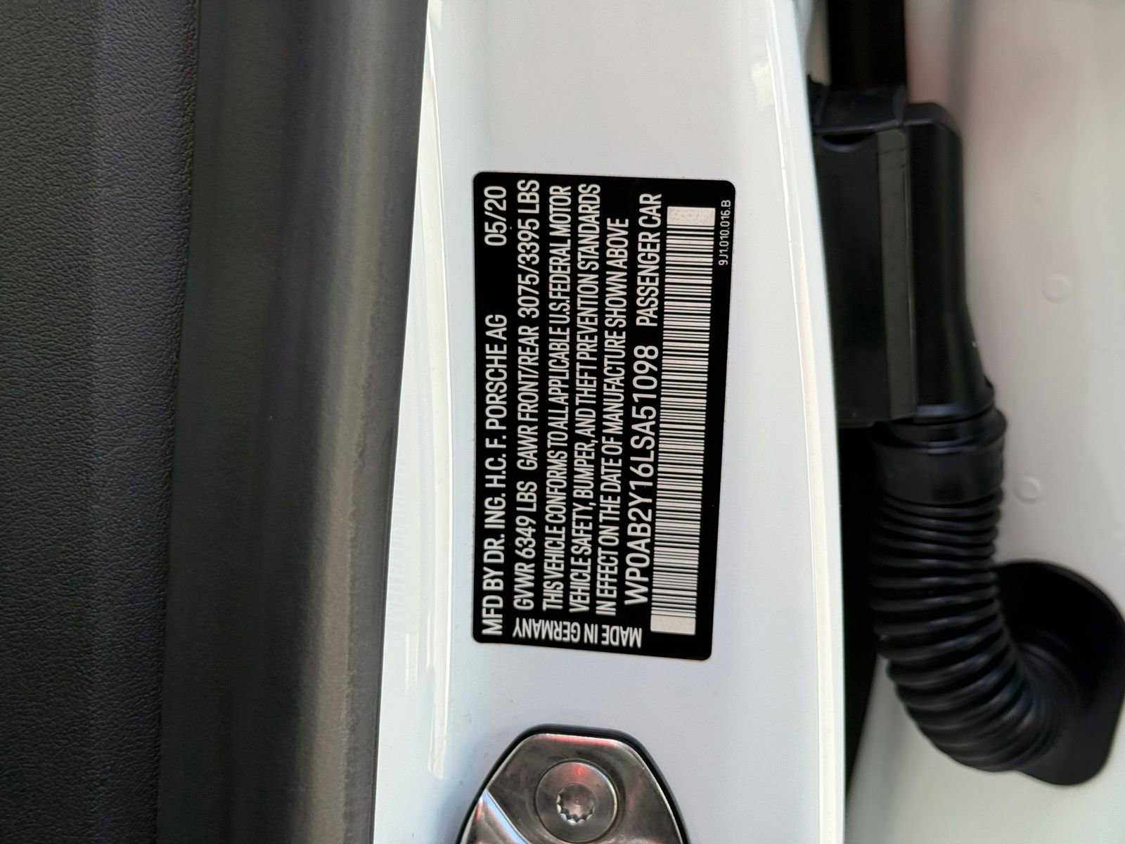 Used 2020 Porsche Taycan 4S w/ Premium Package image 24