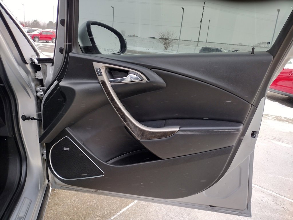 Used 2016 Buick Verano Leather image 17