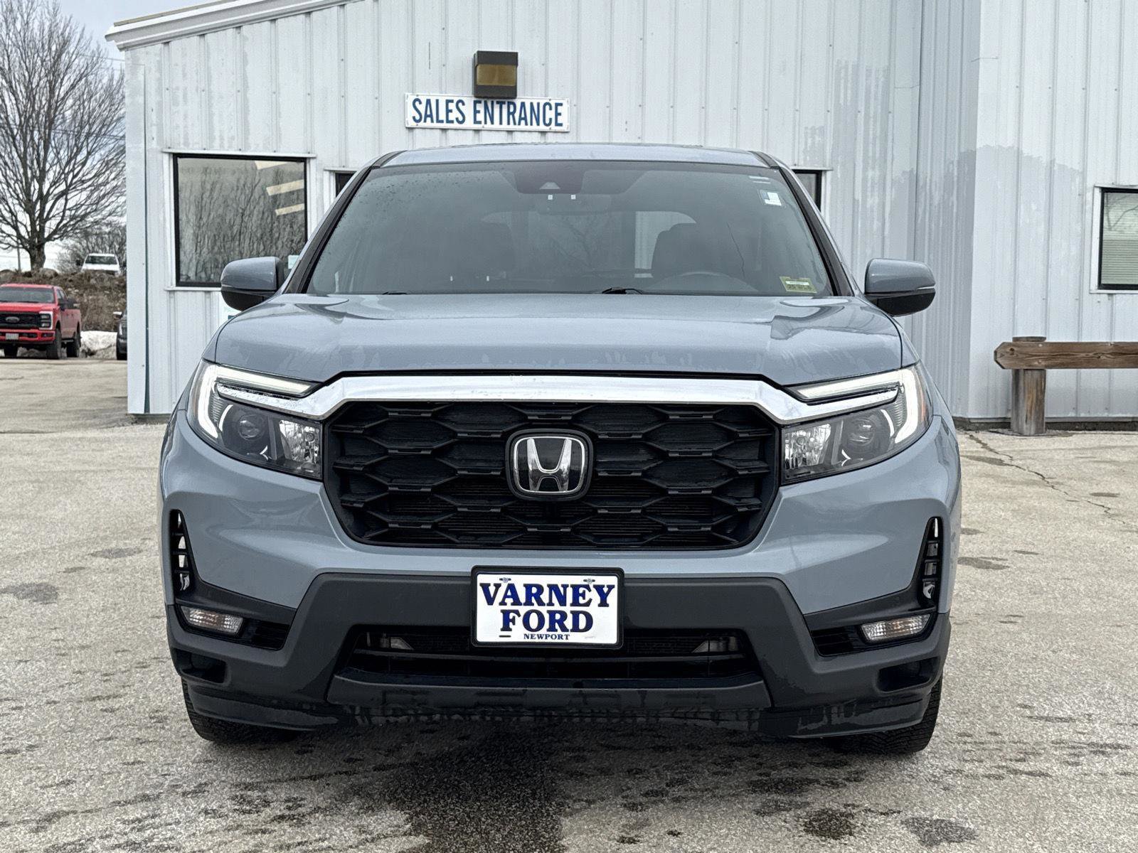 Used 2023 Honda Passport EX-L image 2