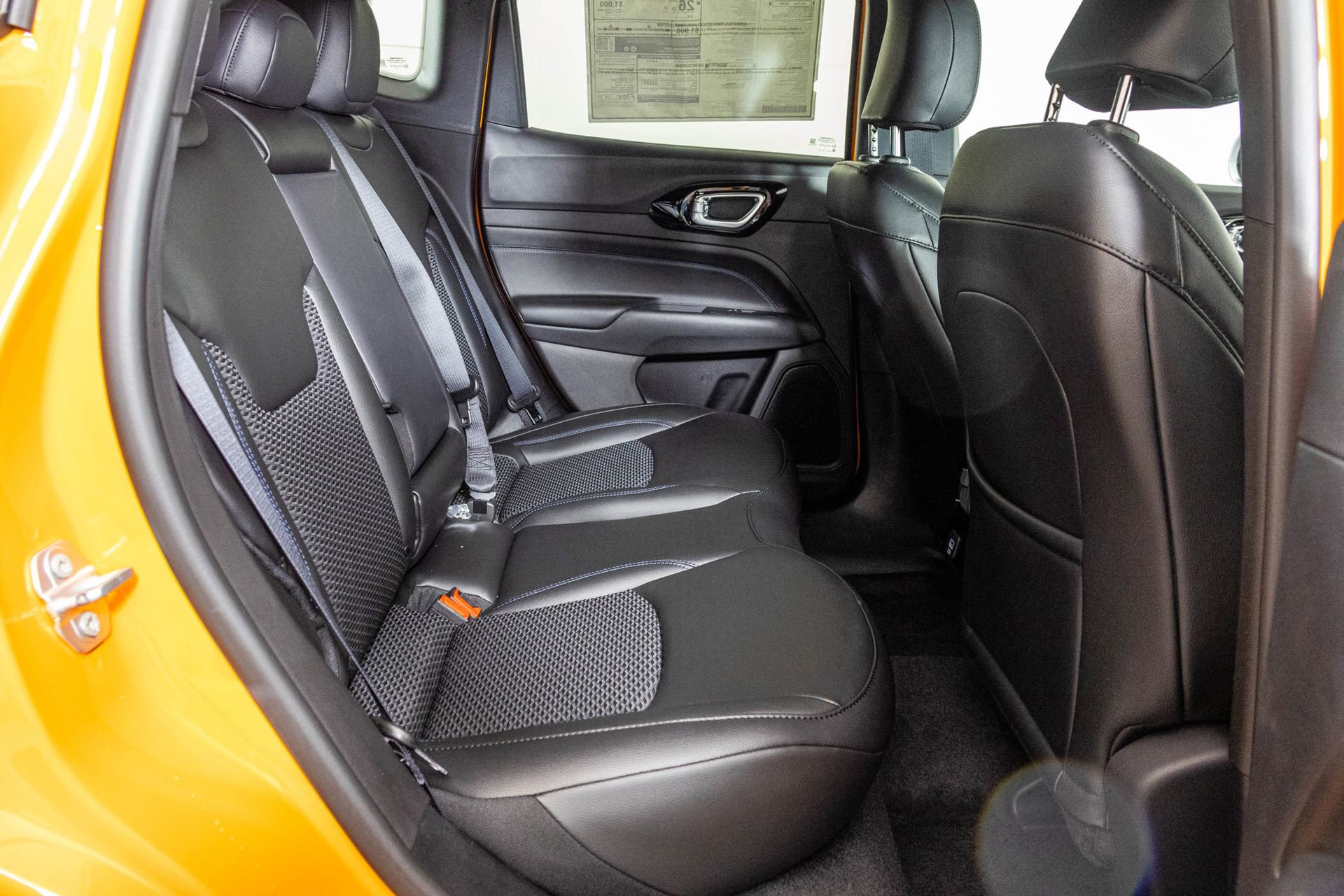 New 2026 Jeep Compass Latitude image 38